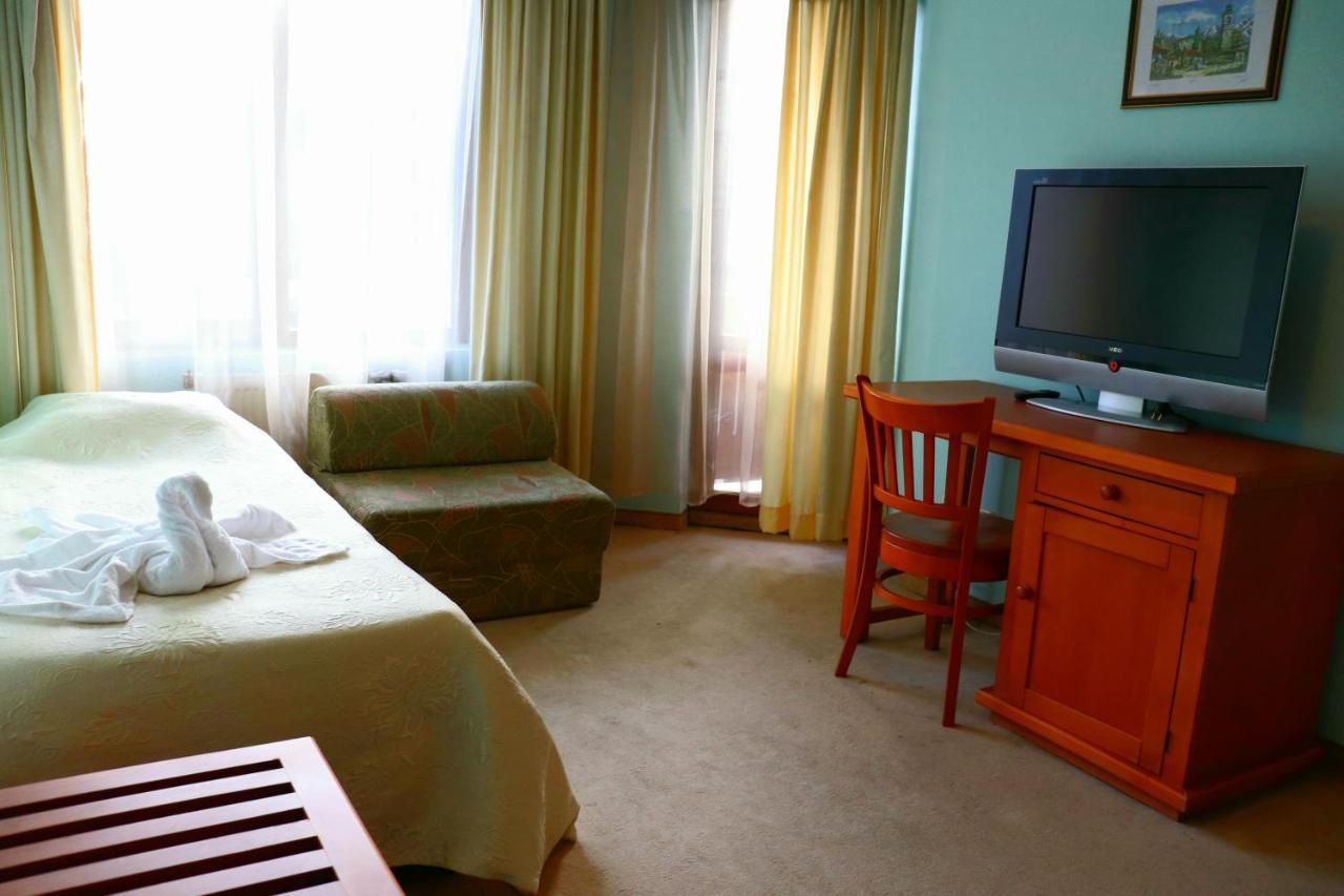 Family Hotel Nadine Банско Экстерьер фото