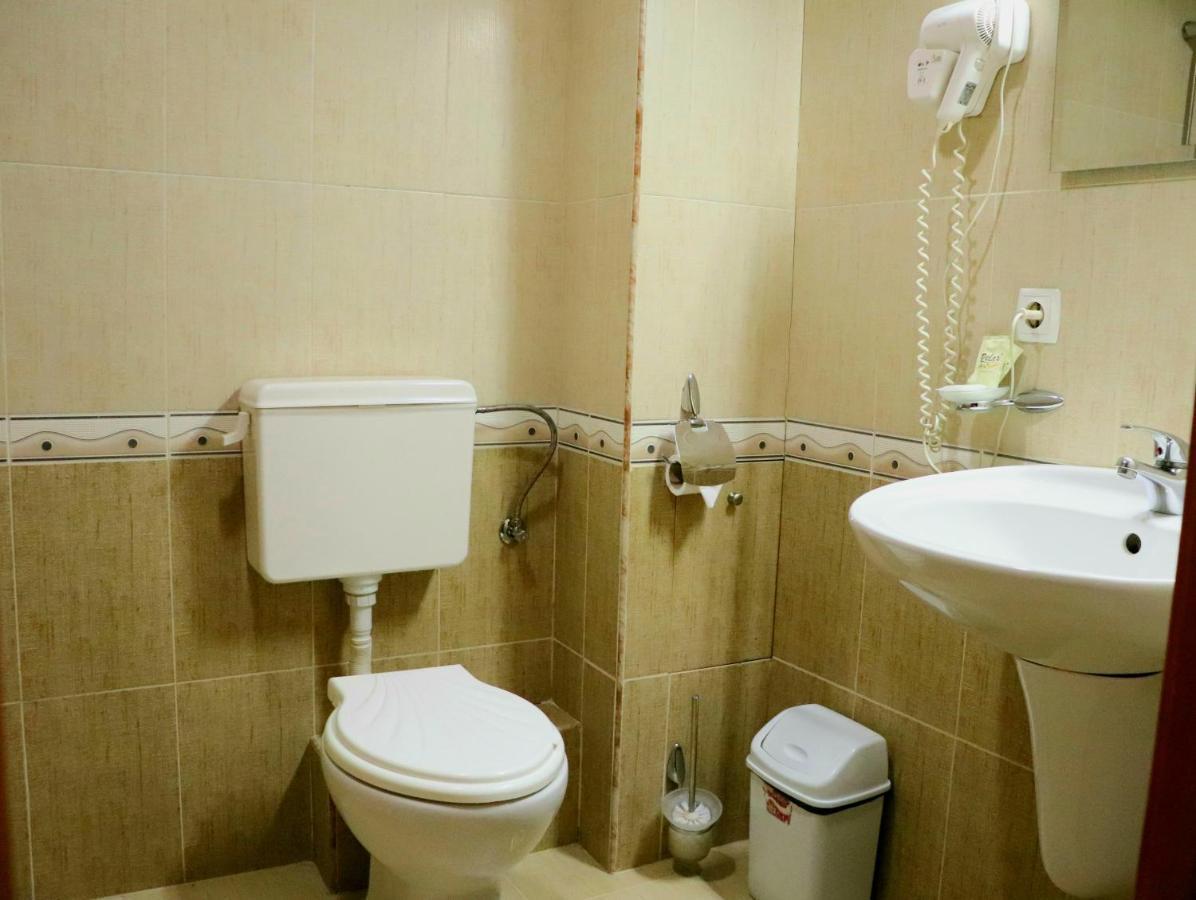 Family Hotel Nadine Банско Экстерьер фото